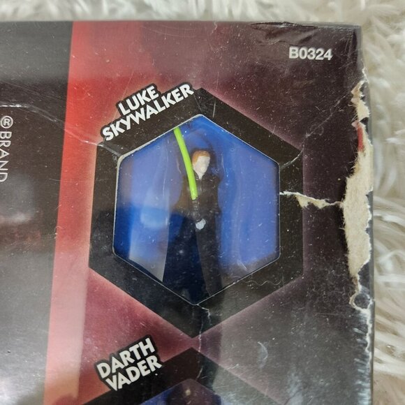 Monopoly Star Wars Edition Board Game By Hasbro Gaming Ages 8+ New - Picture 3 of 8